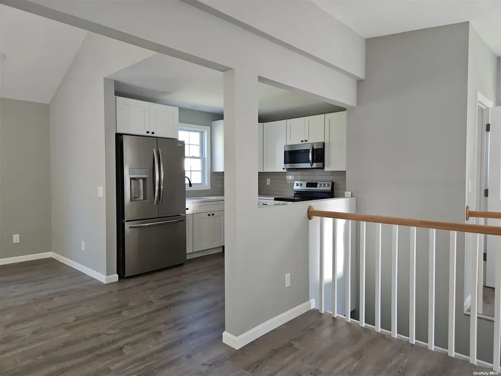 38 Parkside Avenue Miller Place NY 11764