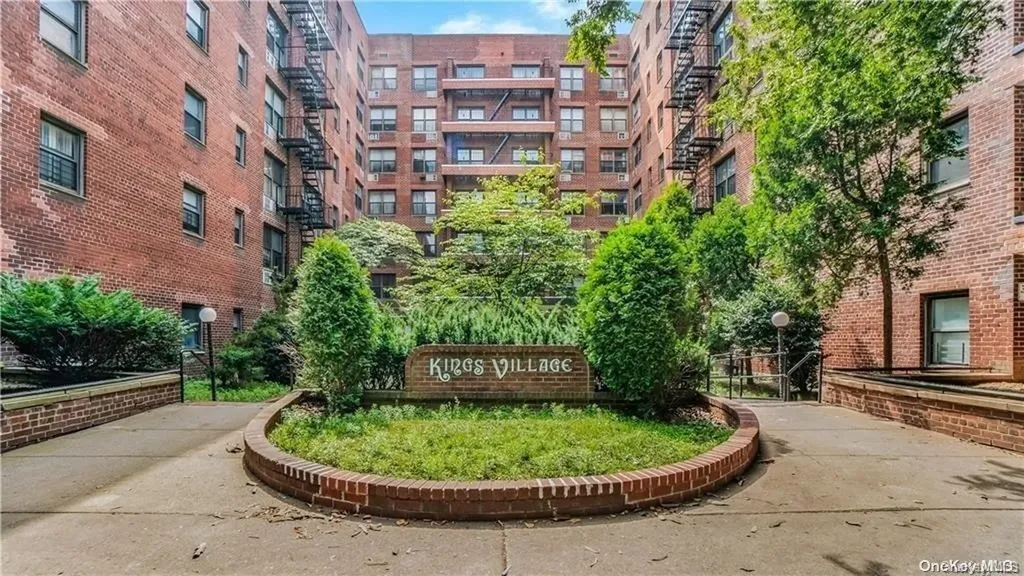 1270 E 51st Brooklyn NY 11234