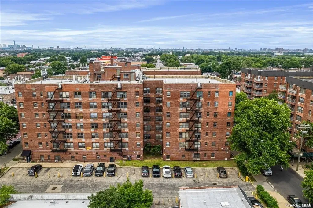 1270 E 51st Brooklyn NY 11234