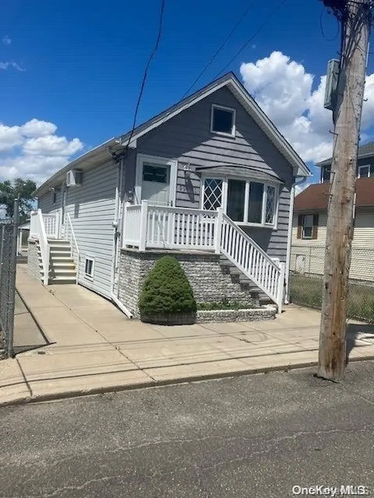 99-71 163 Road Howard Beach NY 11414