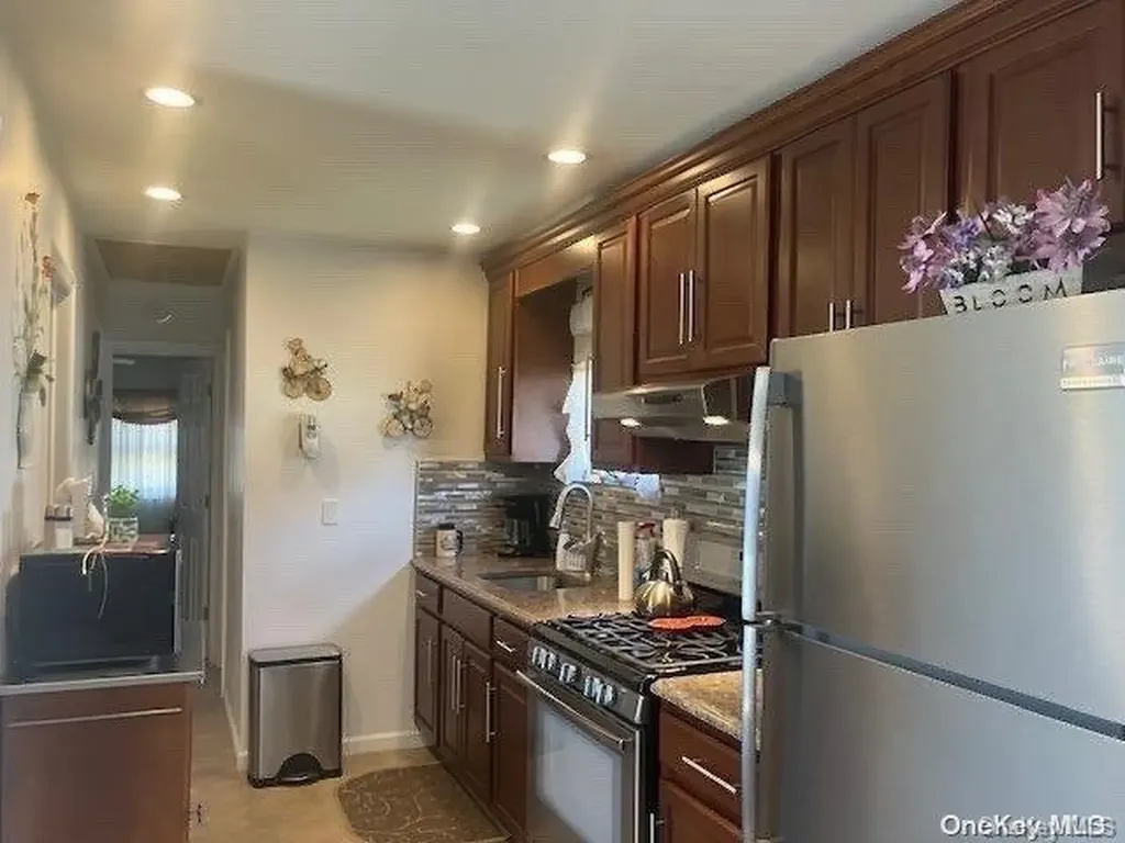 99-71 163 Road Howard Beach NY 11414