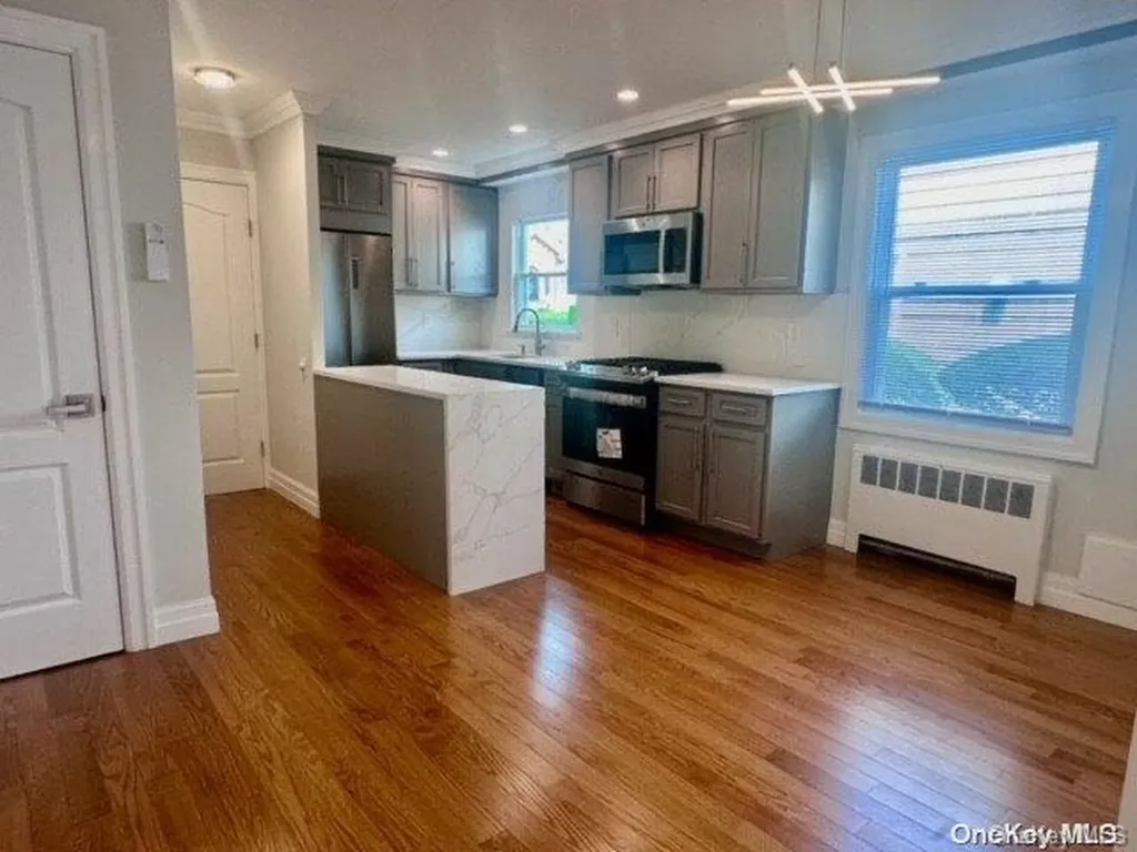 254 E Beech Street Long Beach NY 11561