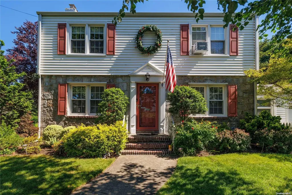 55 Johnson Avenue Malverne NY 11565