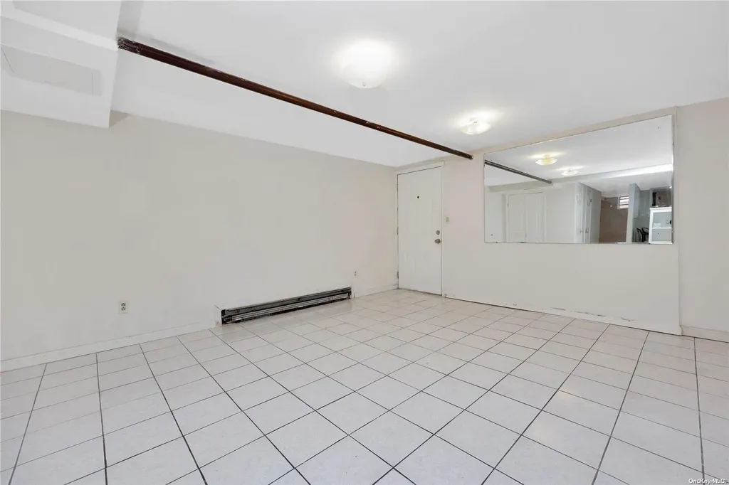 9314 Avenue N Brooklyn NY 11236