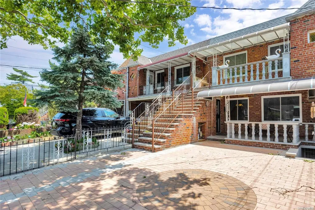 9314 Avenue N Brooklyn NY 11236