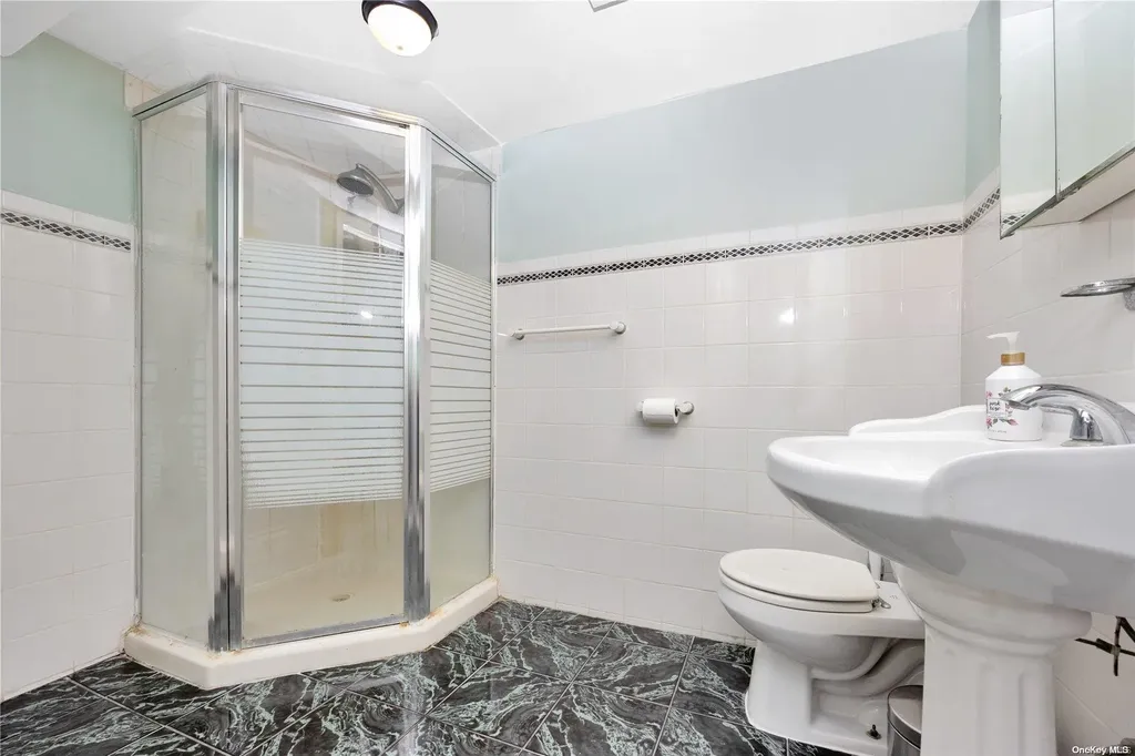 9314 Avenue N Brooklyn NY 11236