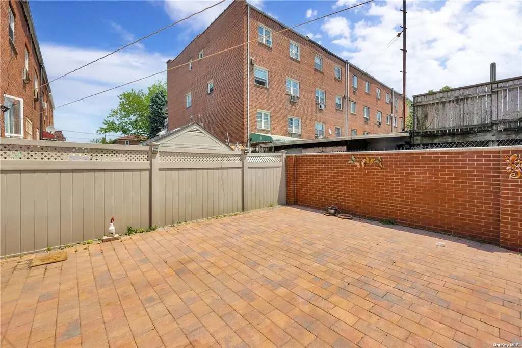 9314 Avenue N Brooklyn NY 11236