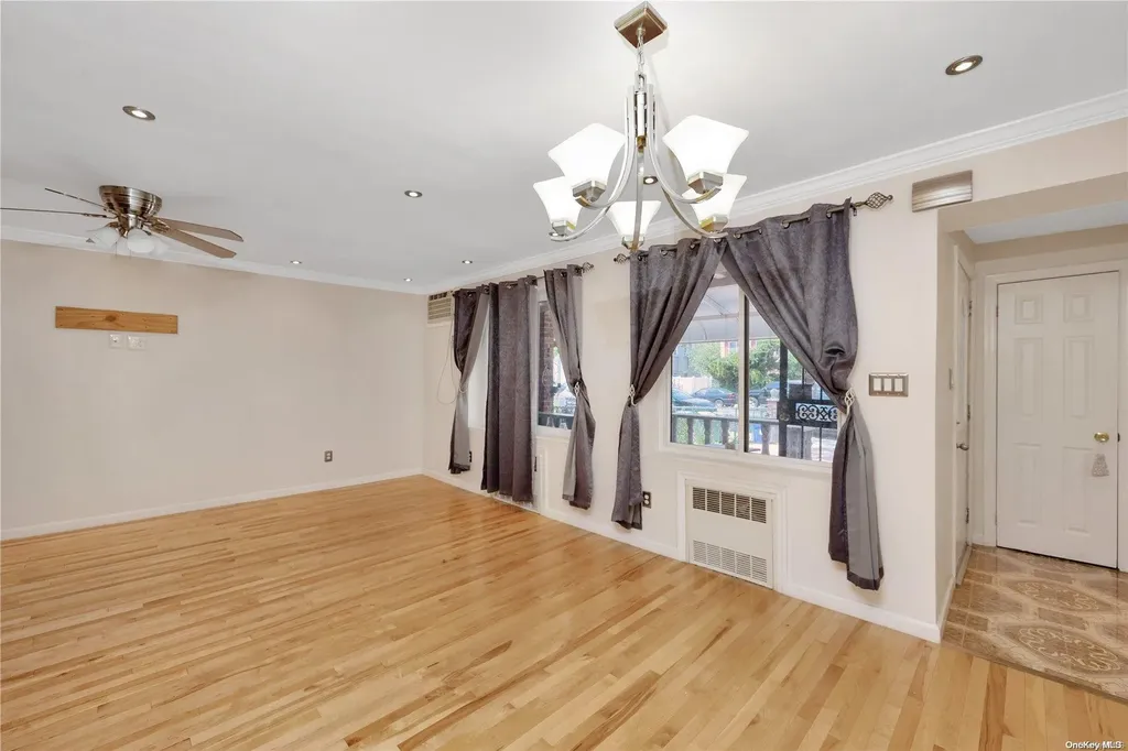 9314 Avenue N Brooklyn NY 11236