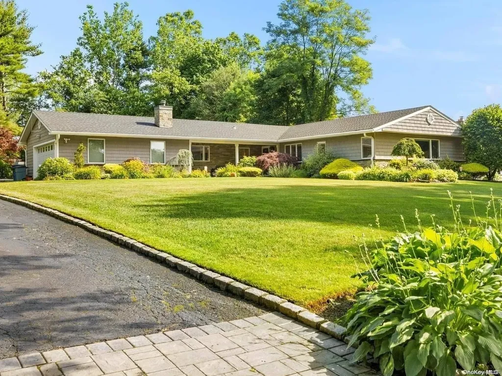 5 Ebbtide Lane Dix Hills NY 11746