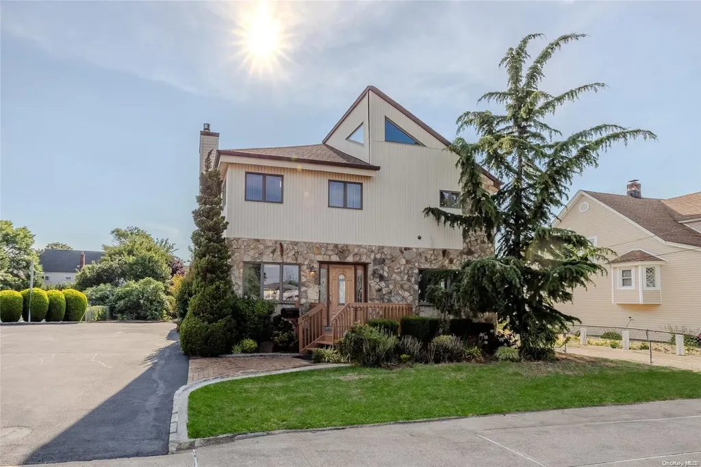 228 Miller Avenue Freeport NY 11520