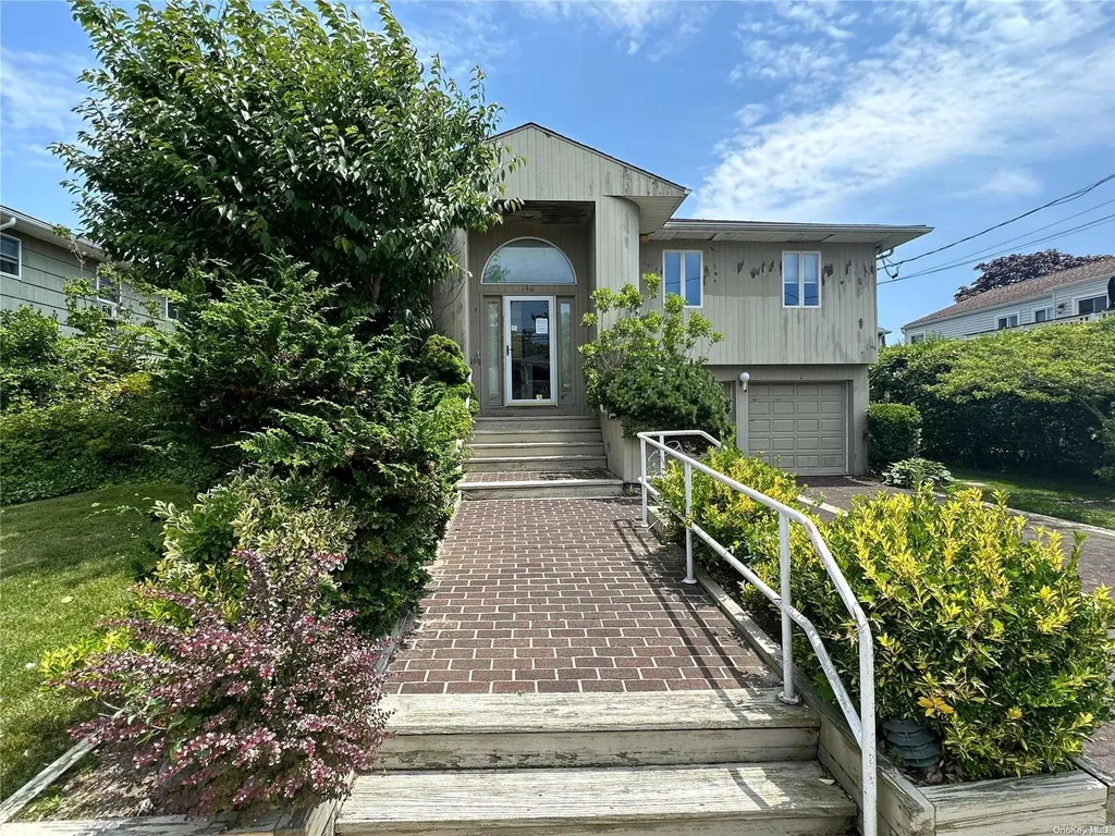 146 School Lane Lido Beach NY 11561