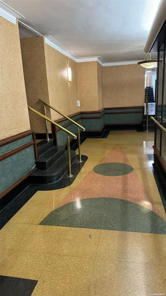 102-18 64th Avenue Forest Hills NY 11375