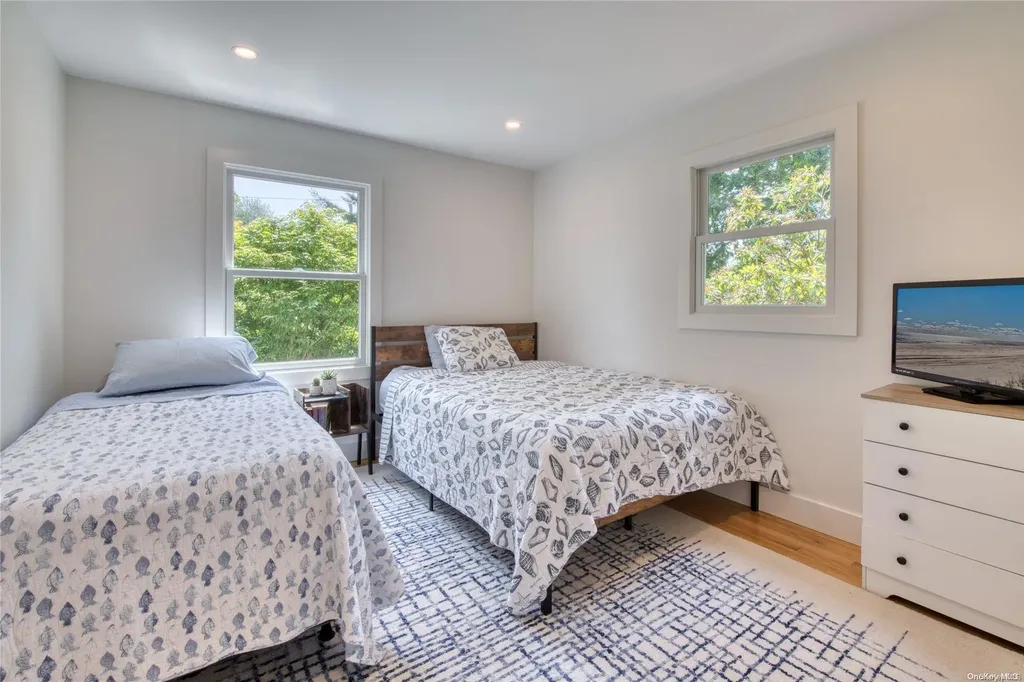 3 Bishop Avenue Westhampton NY 11977