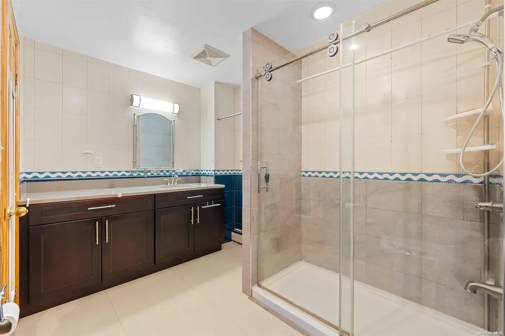3716 Bayview Avenue Brooklyn NY 11224