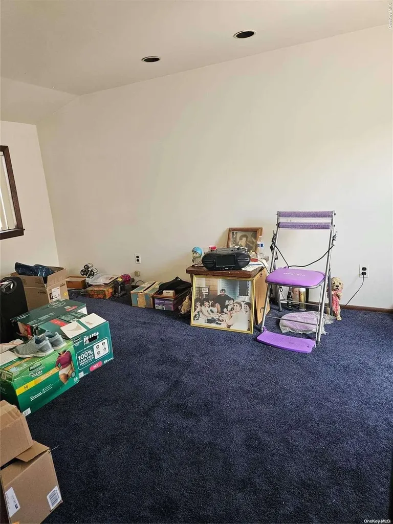 254 John Street Lawrence NY 11559