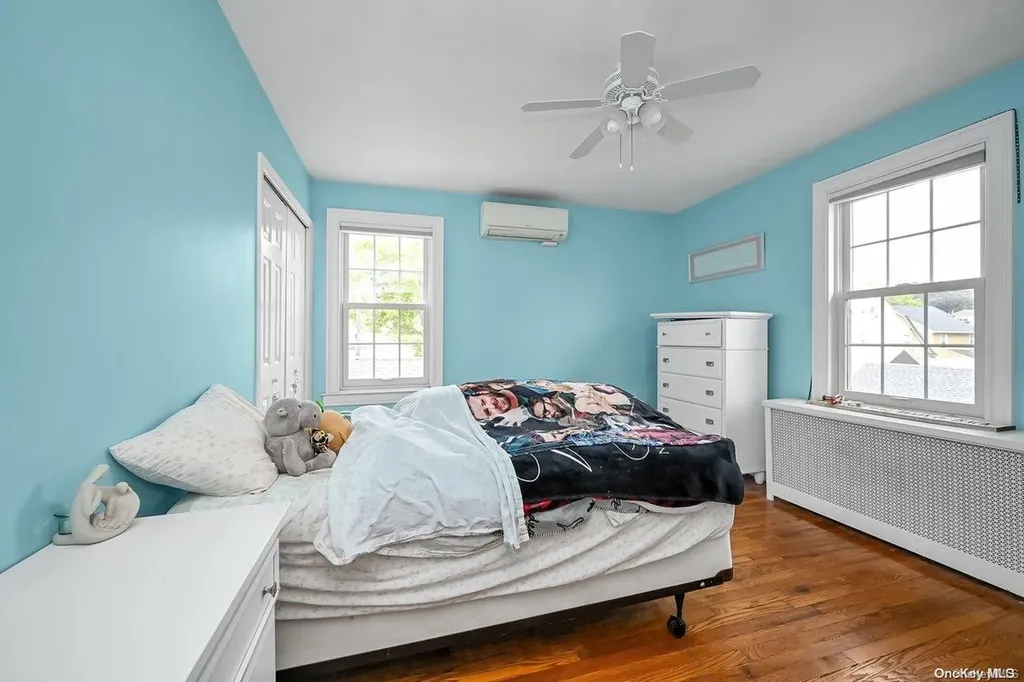 207-15 39th Avenue Bayside NY 11361