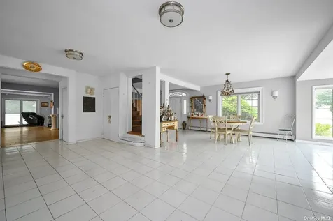 207-15 39th Avenue Bayside NY 11361