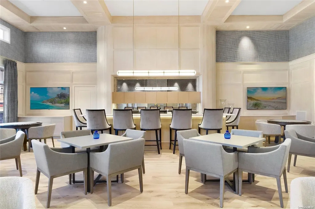 302 Silver Timber Drive Yaphank NY 11980