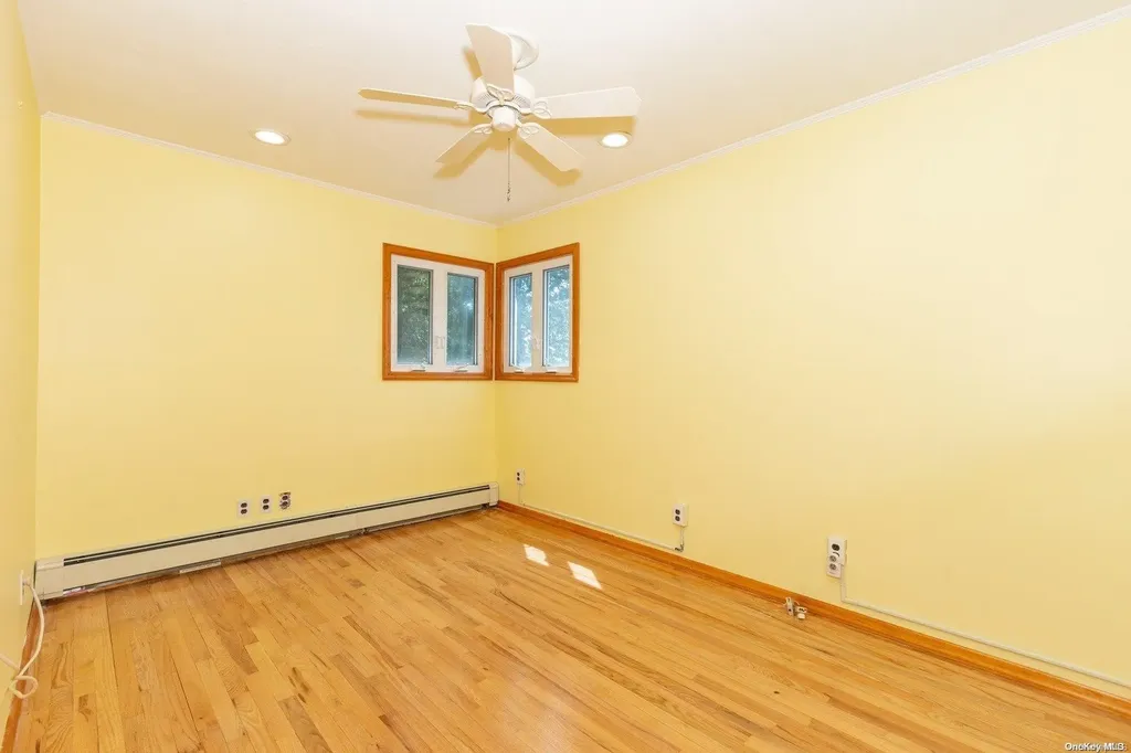 979 Aberdeen Road Bay Shore NY 11706