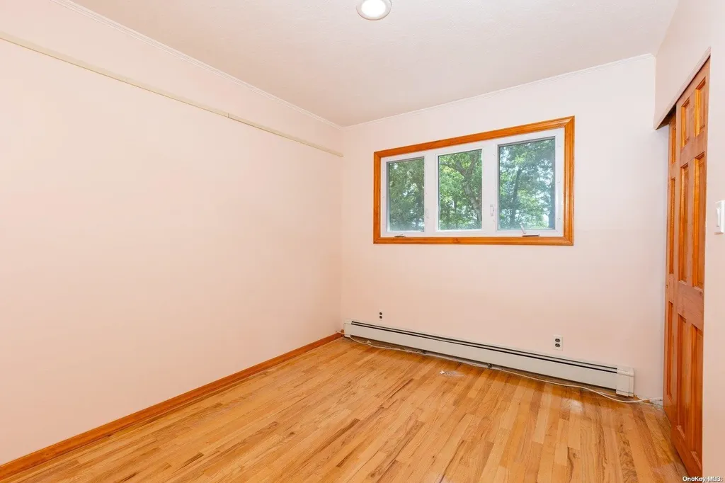 979 Aberdeen Road Bay Shore NY 11706