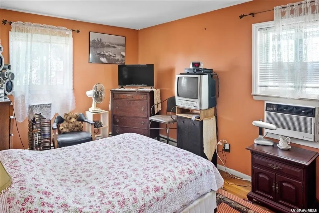 61 Bryant Street Freeport NY 11520