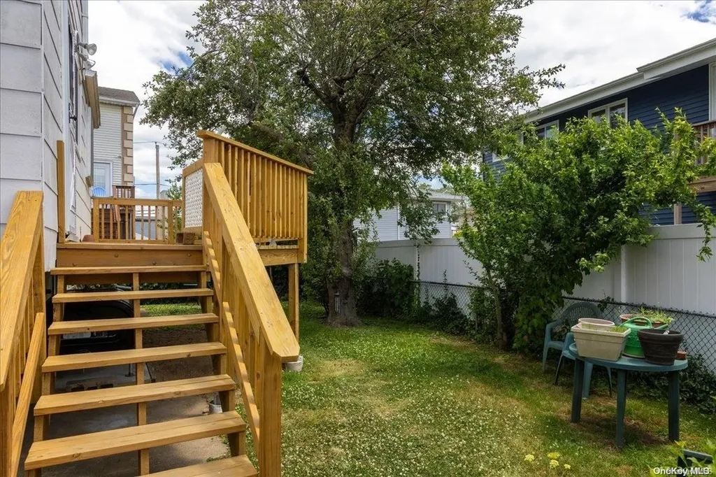 61 Bryant Street Freeport NY 11520