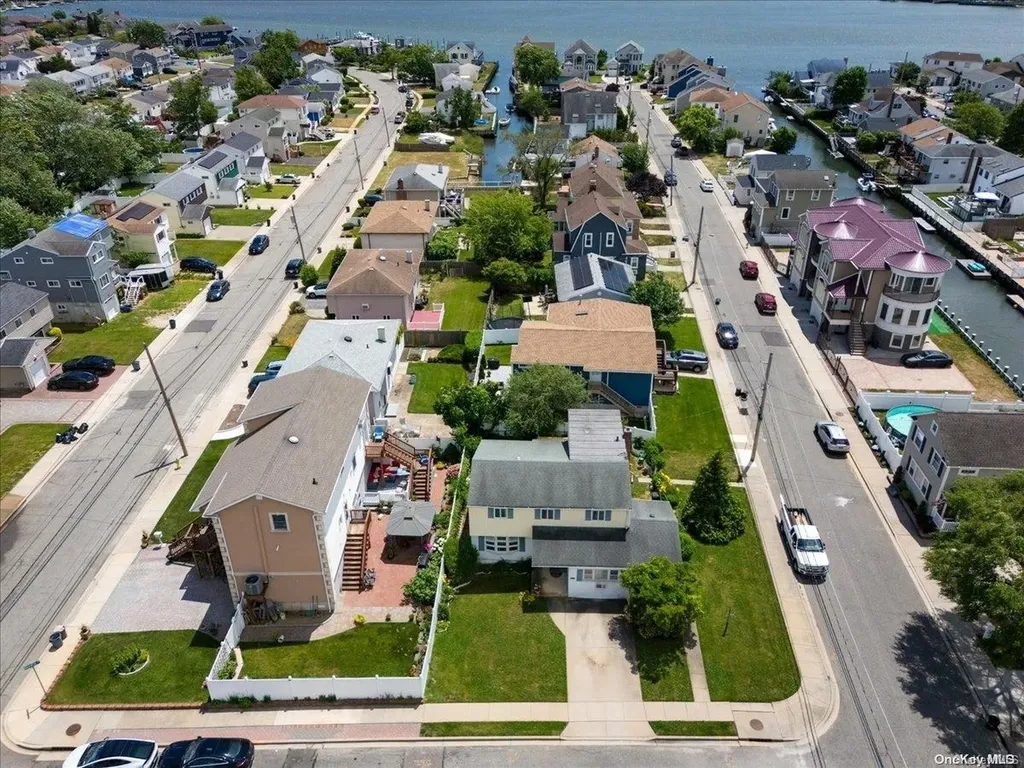 61 Bryant Street Freeport NY 11520