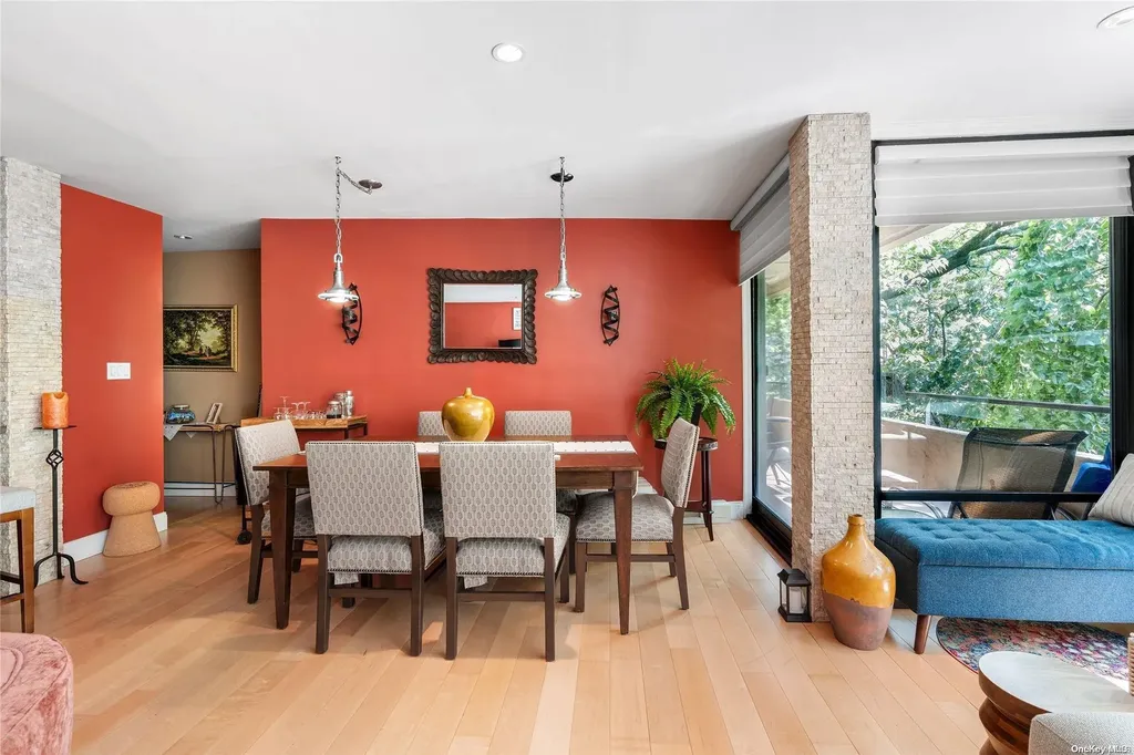 162-20 9th Avenue Beechhurst NY 11357