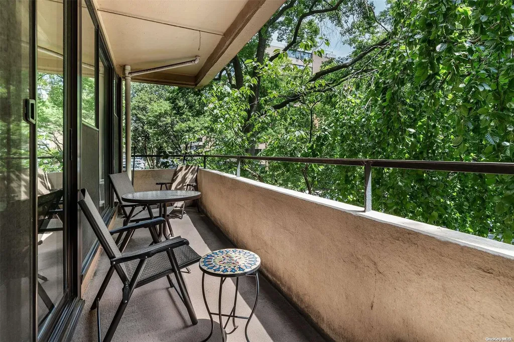 162-20 9th Avenue Beechhurst NY 11357