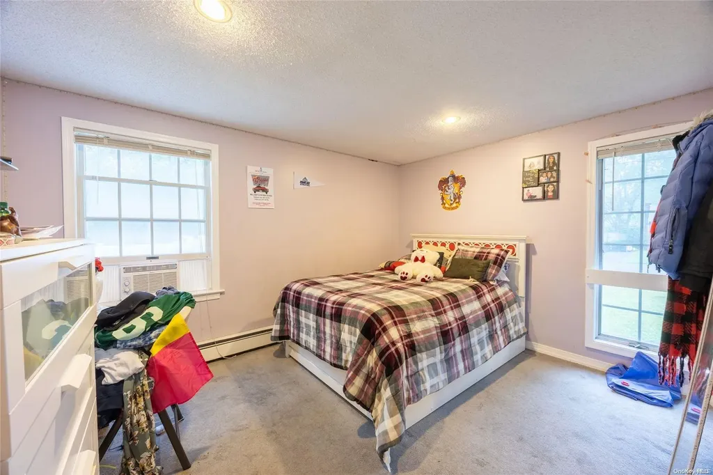 49 Concord Road Shirley NY 11967