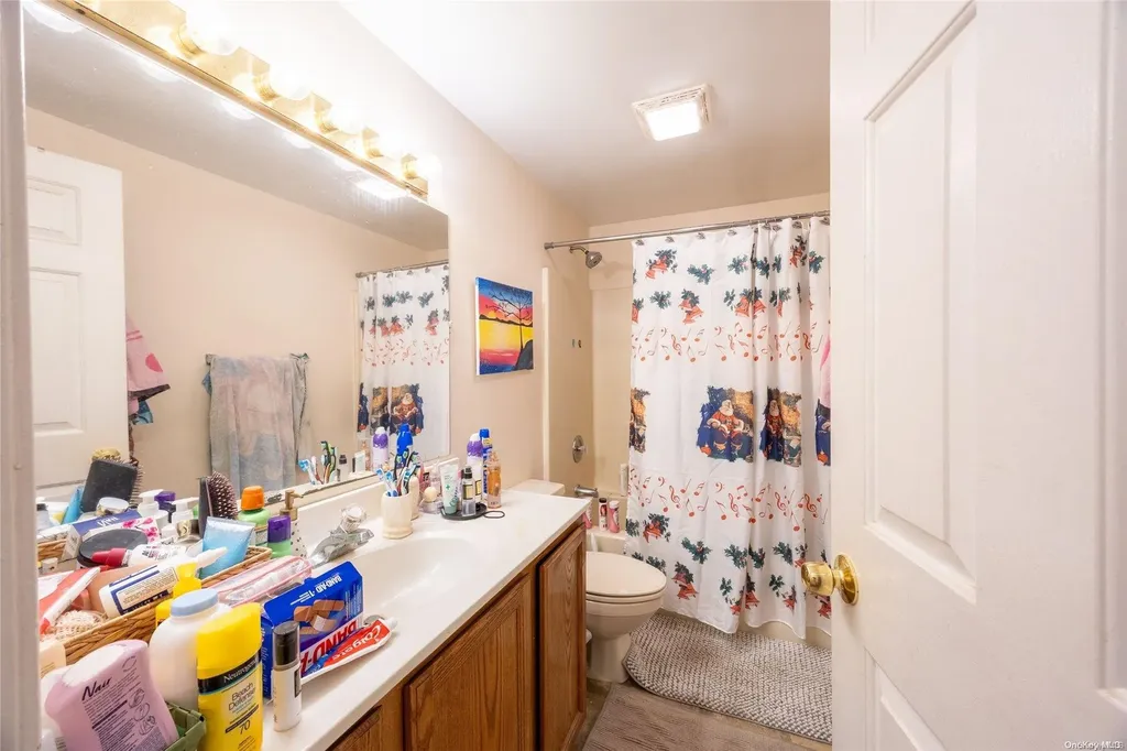 49 Concord Road Shirley NY 11967