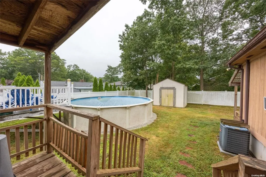49 Concord Road Shirley NY 11967