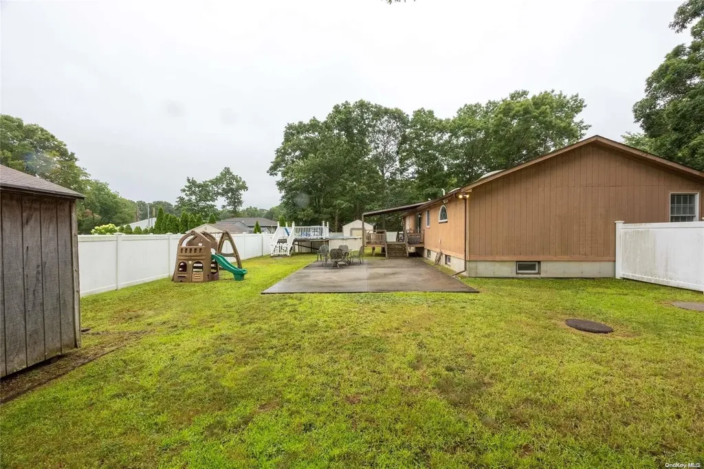 49 Concord Road Shirley NY 11967