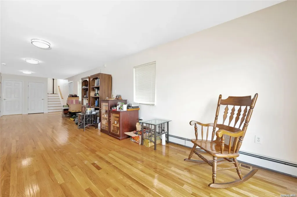 3472 Riverside Drive Oceanside NY 11572