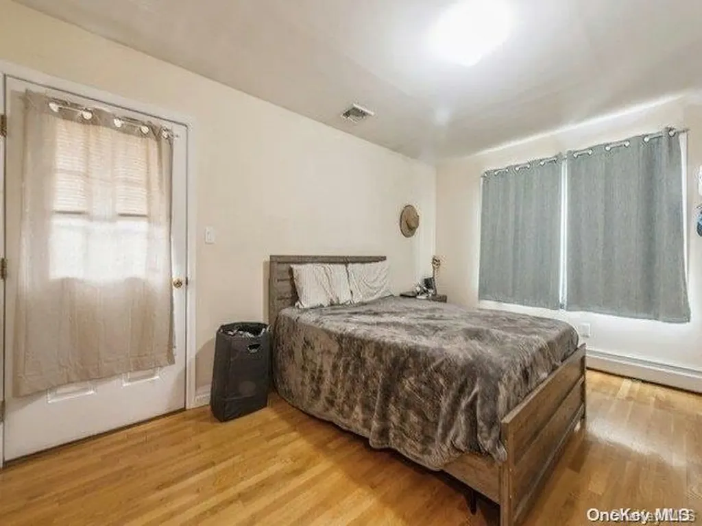 305 Roosevelt Boulevard Long Beach NY 11561