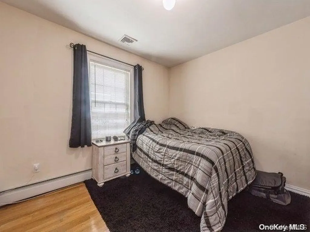 305 Roosevelt Boulevard Long Beach NY 11561