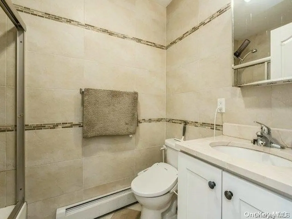 305 Roosevelt Boulevard Long Beach NY 11561