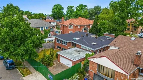 162-15 14th Avenue Beechhurst NY 11357