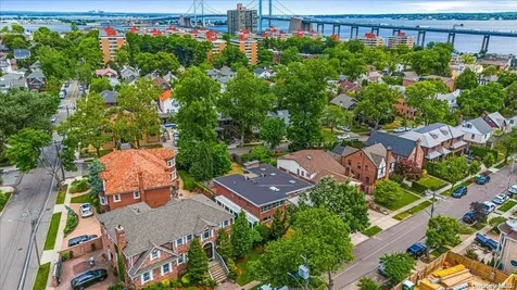 162-15 14th Avenue Beechhurst NY 11357