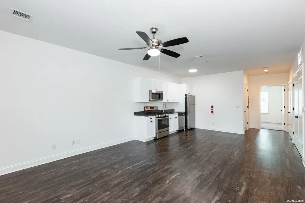 19 N Clinton Avenue Bay Shore NY 11706