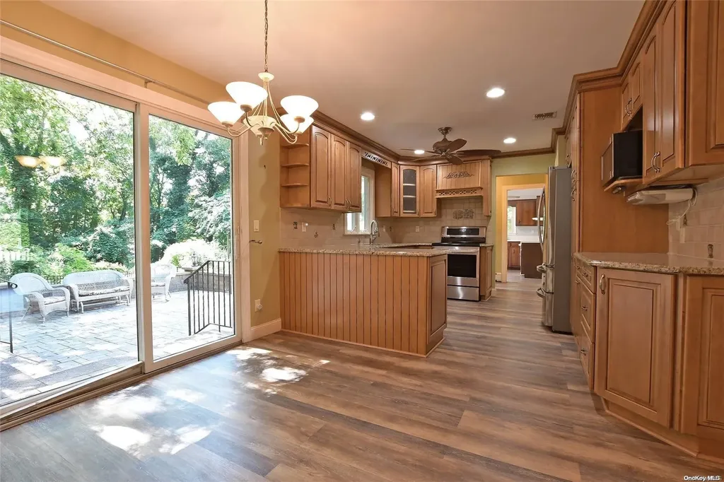 11 Southgate Shoreham NY 11786