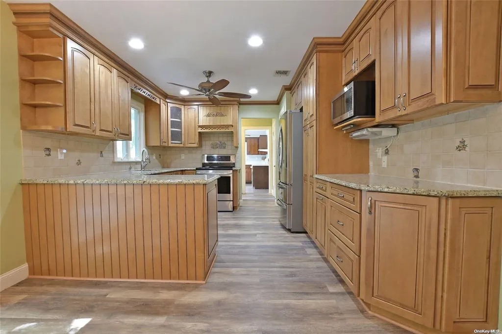 11 Southgate Shoreham NY 11786