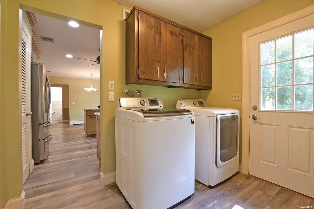 11 Southgate Shoreham NY 11786