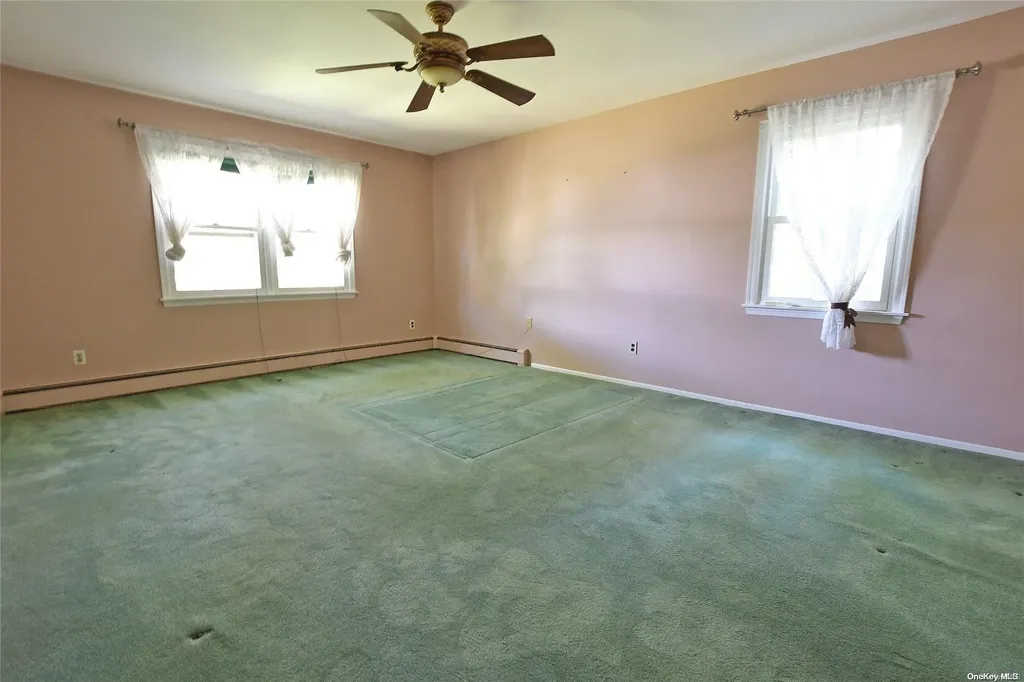 11 Southgate Shoreham NY 11786
