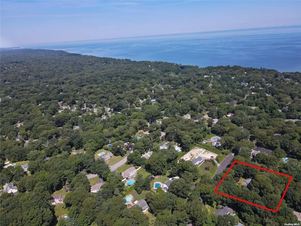 11 Southgate Shoreham NY 11786