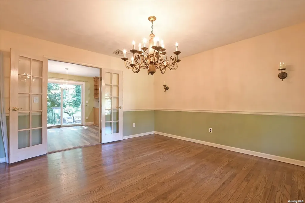 11 Southgate Shoreham NY 11786