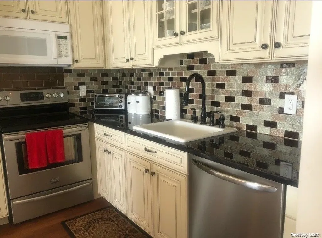 279 Dune Road Westhampton Beach NY 11978