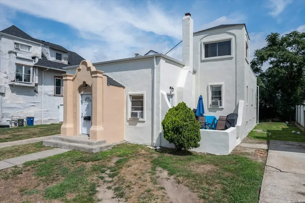 49 E Hudson Street Long Beach NY 11561