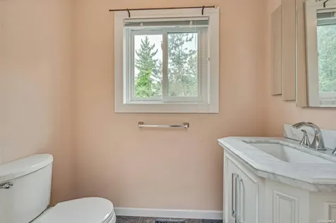 24 Contessa Port Jefferson NY 11777