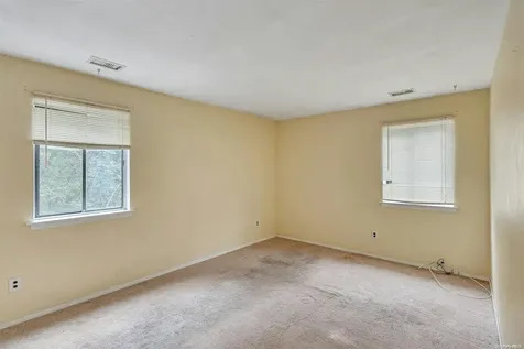 24 Contessa Port Jefferson NY 11777